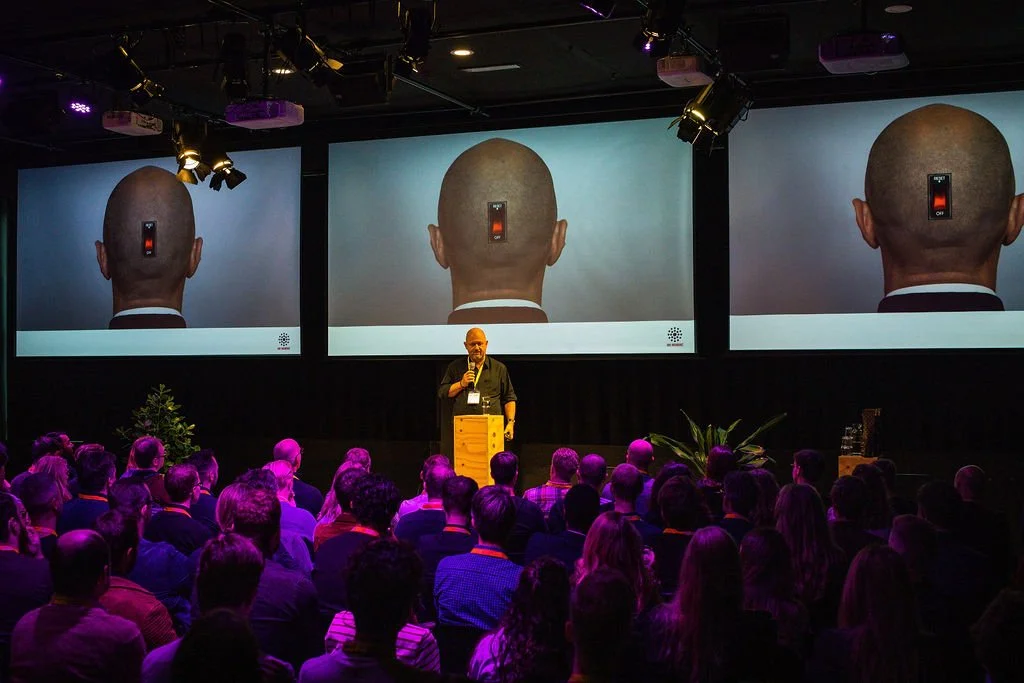 Steen Rasmussen speaking at DDMA Digital Analytics